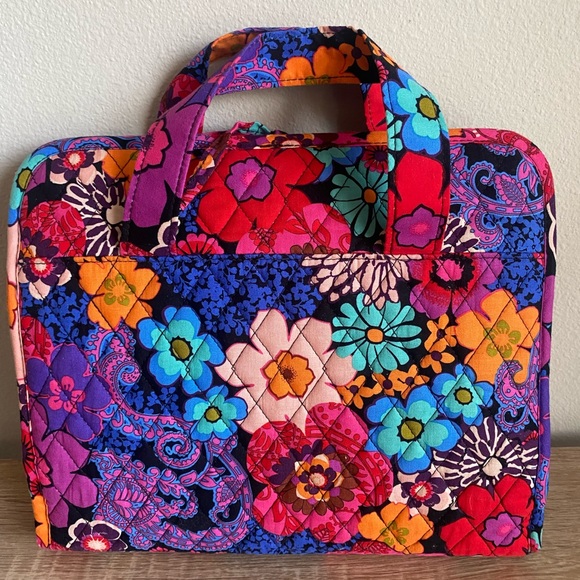 Vera Bradley Accessories - Vera Bradley Hanging Toiletries Tavel Bag